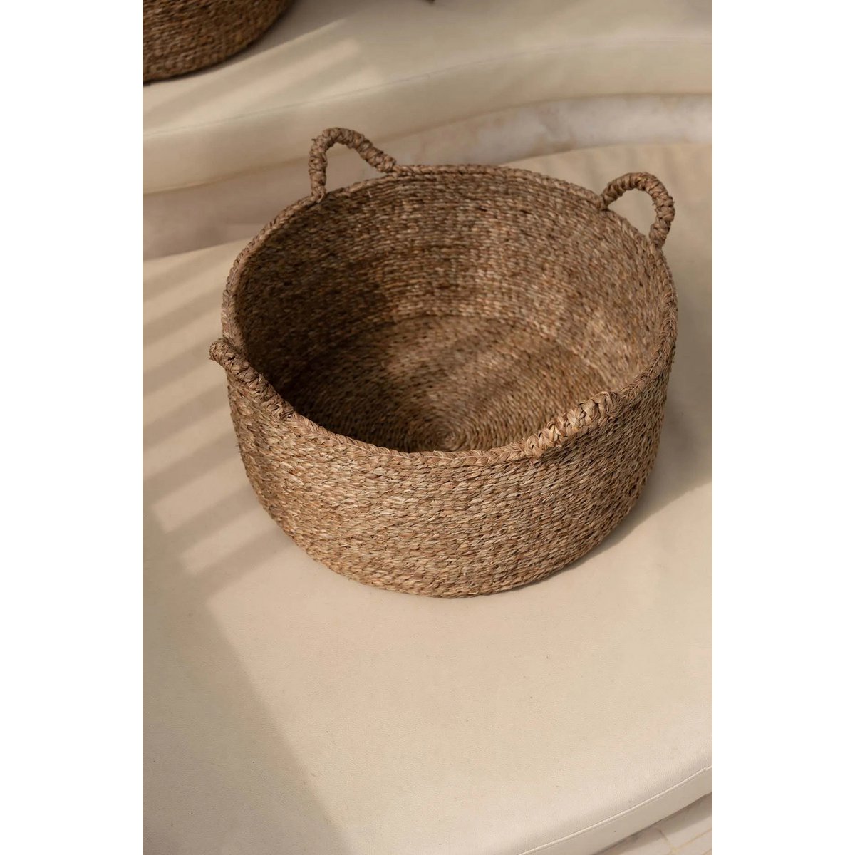 Panier de rangement en jonc de mer Quatres Mains – Naturel (S)