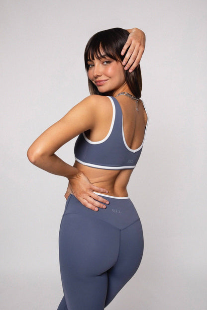 Flare Leggings med Korsad Midja - Ace Collection
