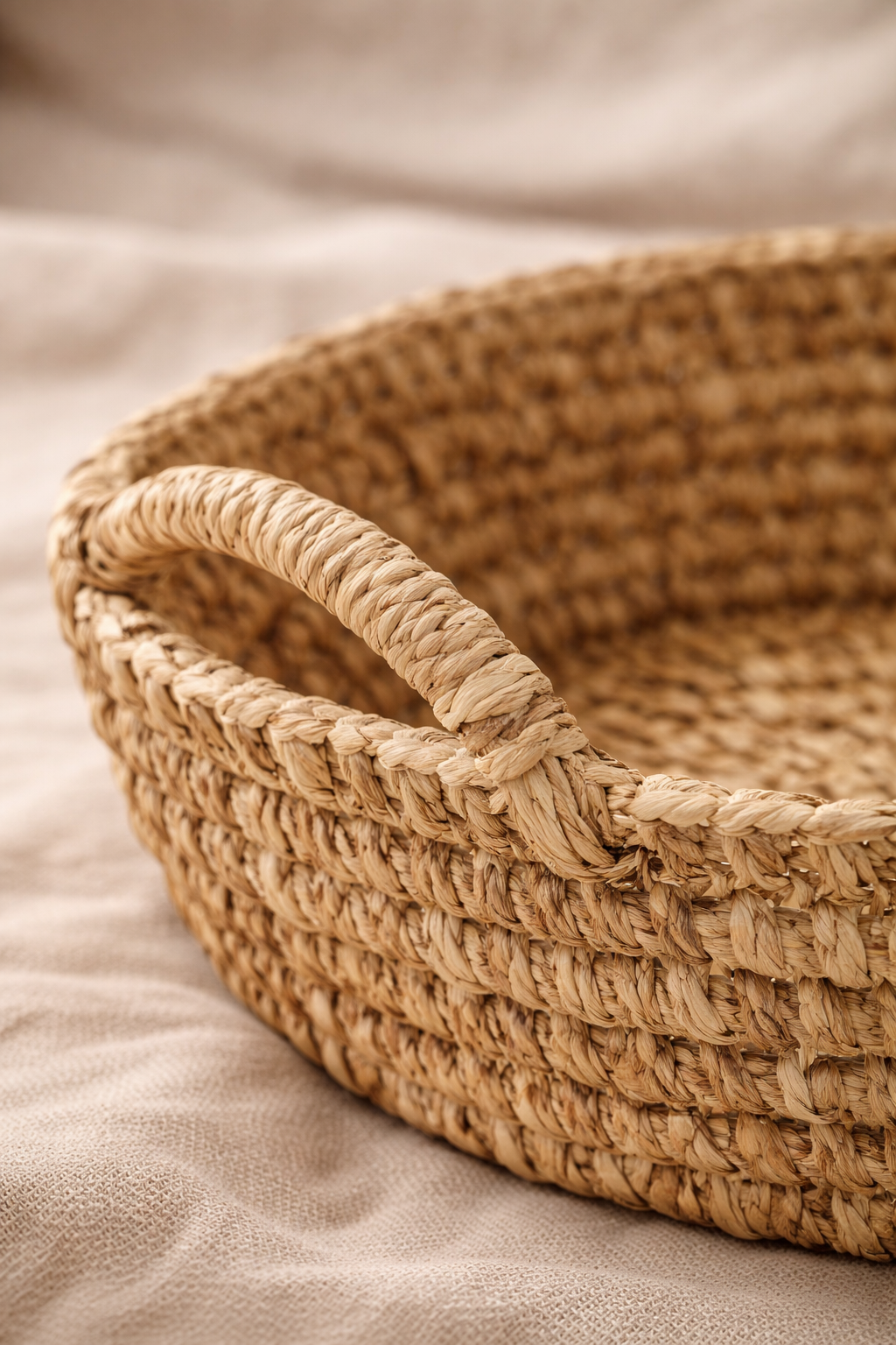 Raffia Basket Tray – Natural (S)