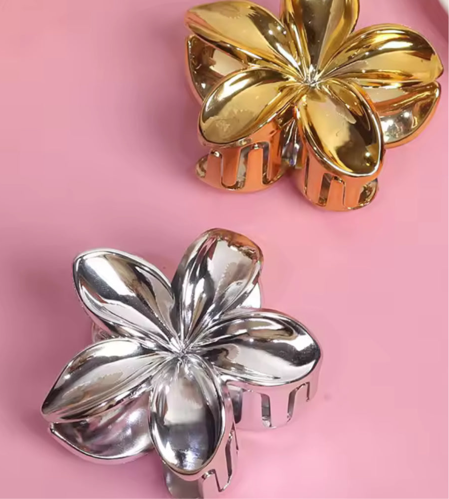 Statement Flower Clip