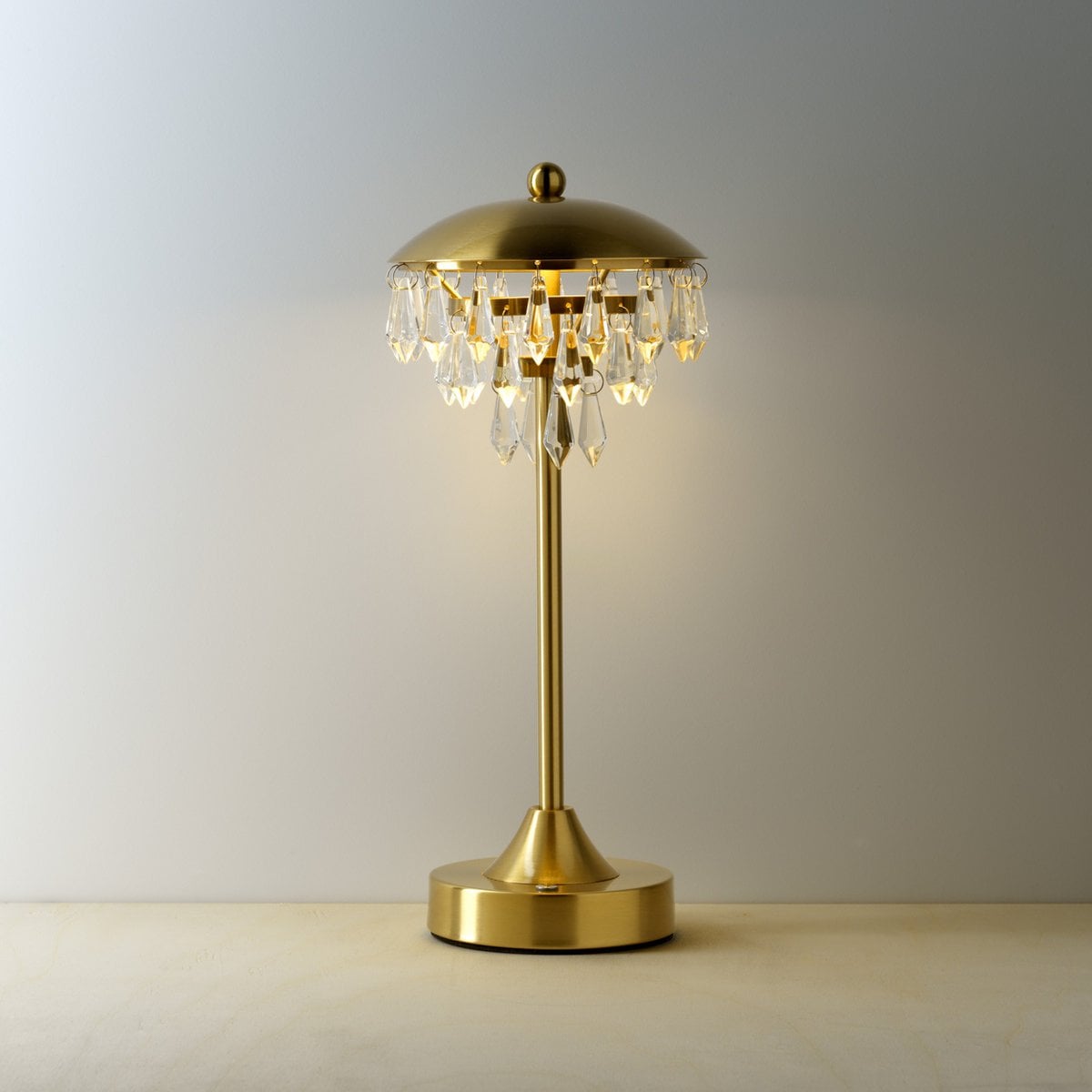 Chandelette LED-Tischleuchte aus Messing – dimmbar &amp; wiederaufladbar