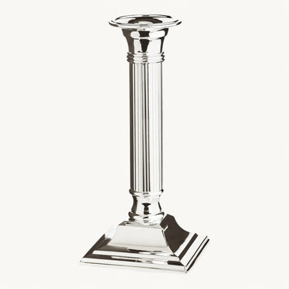 Lincoln Ljusstake – Silverfinish (flera höjder)