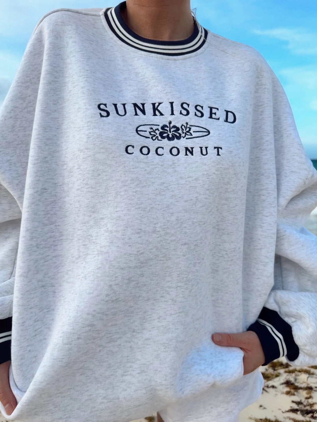 Preppy Crew Sweatshirt Pearl Grey, Sunkissed Coconut