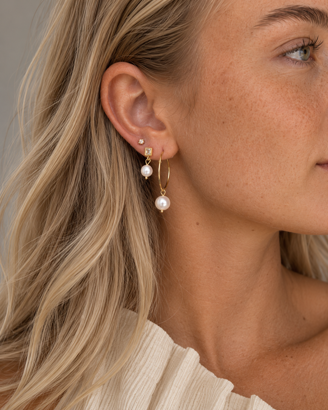 Chloe Earrings – Gold-Plated Sterling Silver &amp; Freshwater Pearl