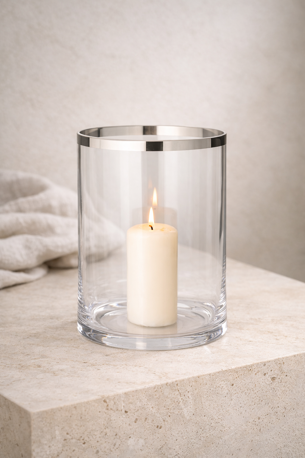 Molly | Lykta i handblåst kristall med platinakant