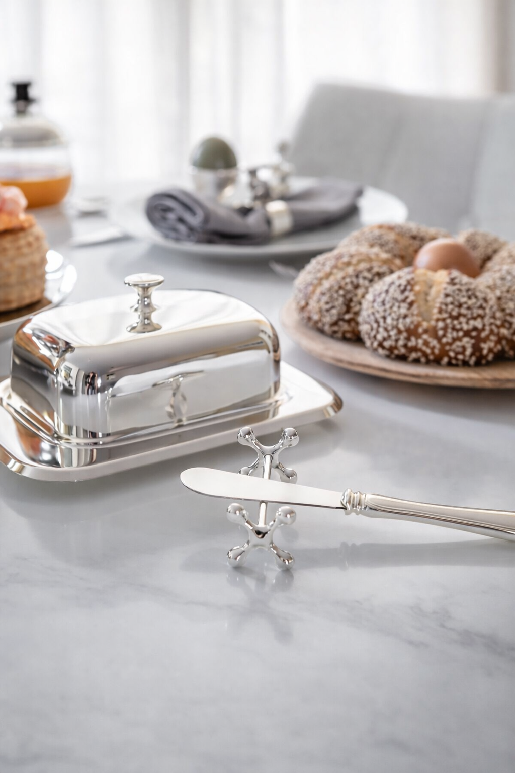 Mista | Silverpläterat smörkupa med smörkniv – 18x13 cm EDZARD