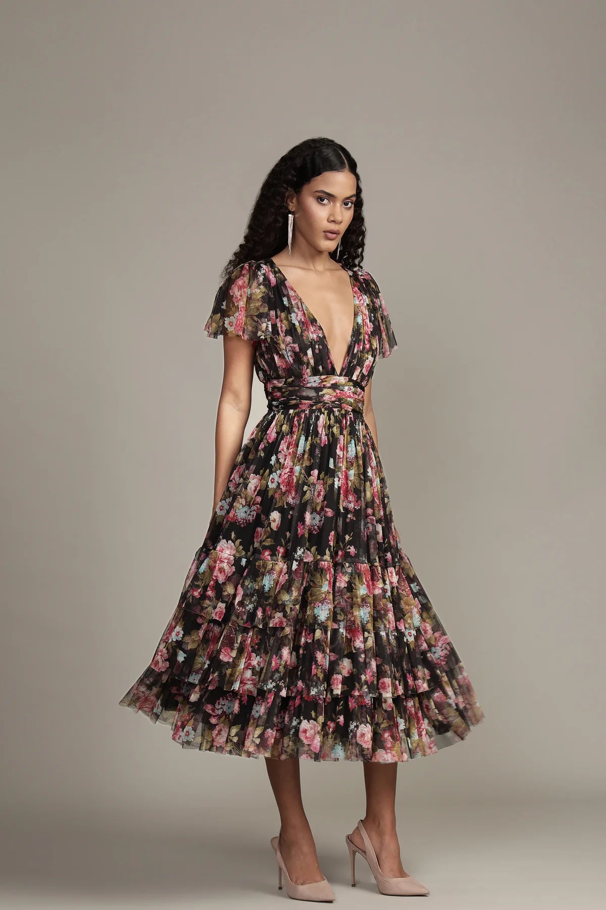 Lace &amp; Beads – Robe mi-longue en tulle noir fleuri Madison