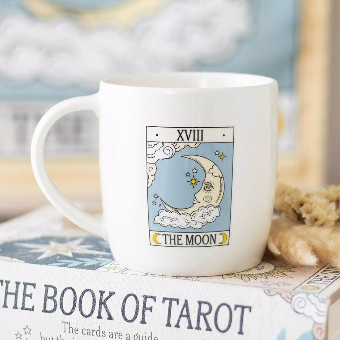 The Moon Vintage Tarot Mug – mystik i varje morgonstund