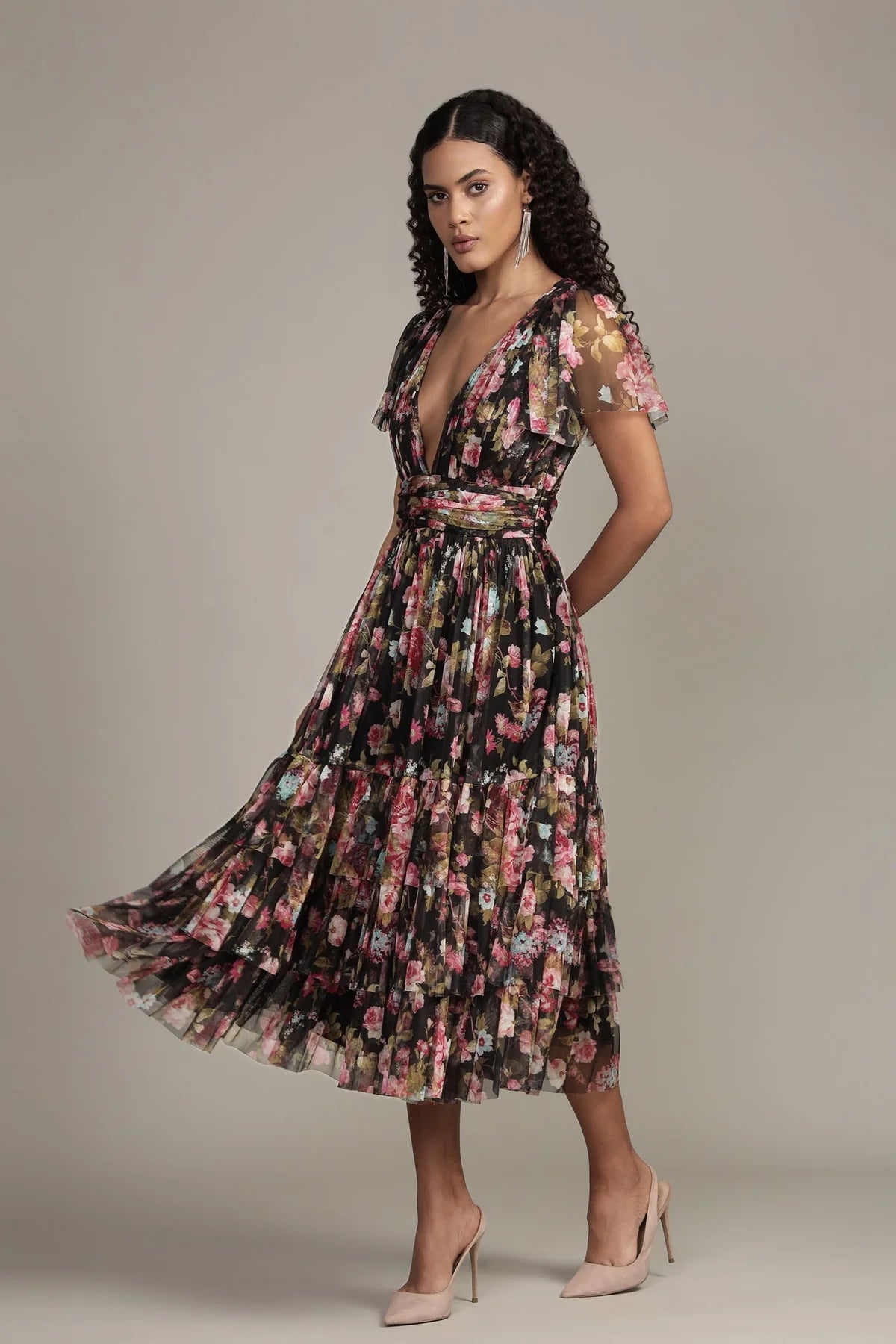 Lace &amp; Beads – Robe mi-longue en tulle noir fleuri Madison