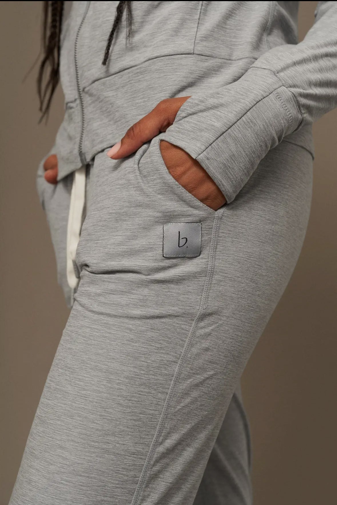 Lounge Jogger in Melange Grey, Believe Athletics