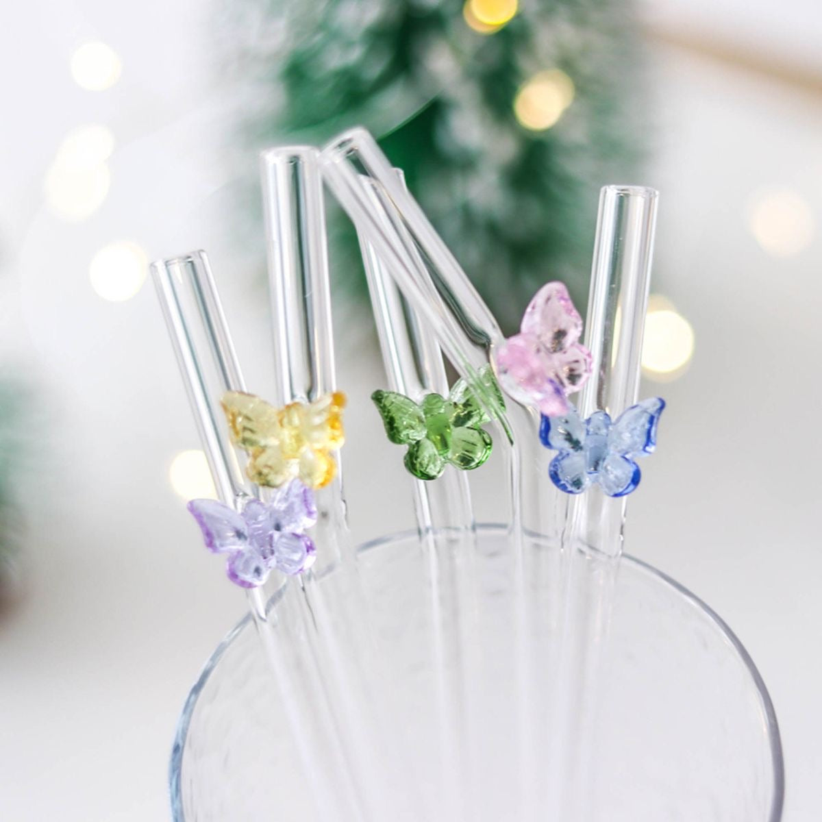 Glass straw with butterflies