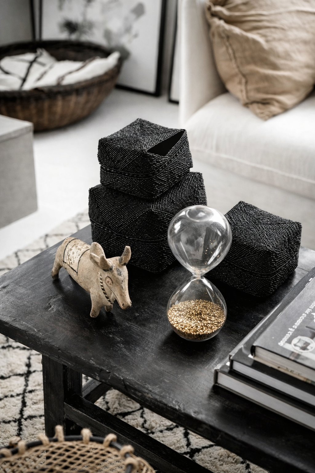 Beaded Box i bambu – Black (Medium)