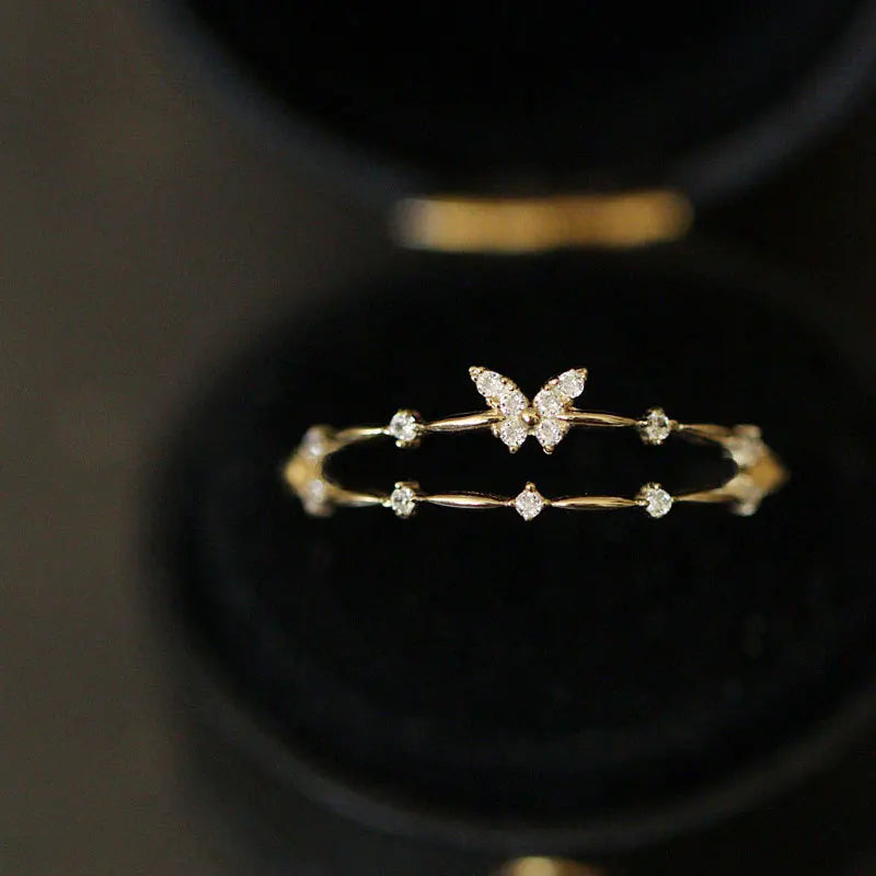 Schmetterlingsring – Doppeltes Design mit Zirkon