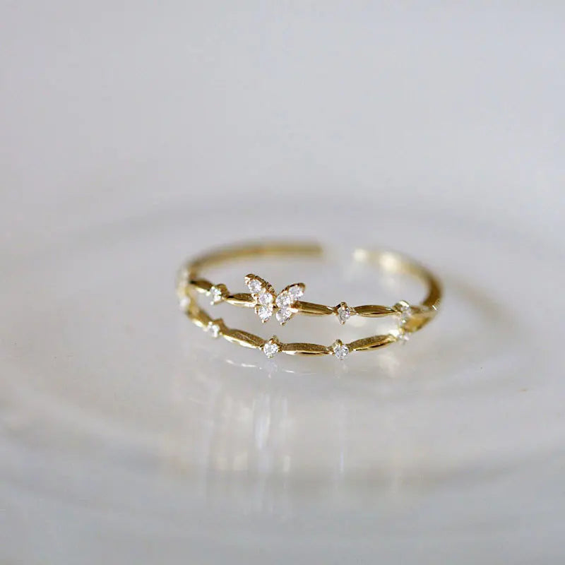 Schmetterlingsring – Doppeltes Design mit Zirkon