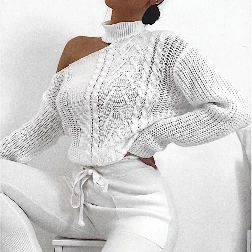 Oversized Knitted Pullover - Bare Shoulders