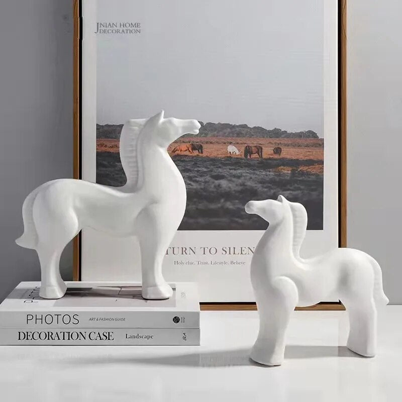 Horse sculpture in ceramic and enamel