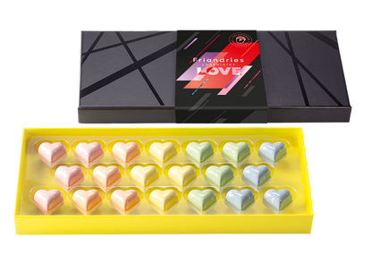 Friandries Love Collection – Lyxiga Praliner med Marshmallow &amp; Fruktganache (20 st)