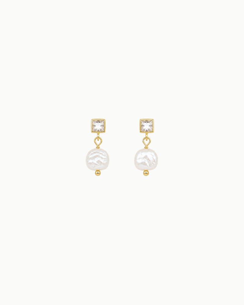 Chloe Earrings – Gold-Plated Sterling Silver &amp; Freshwater Pearl