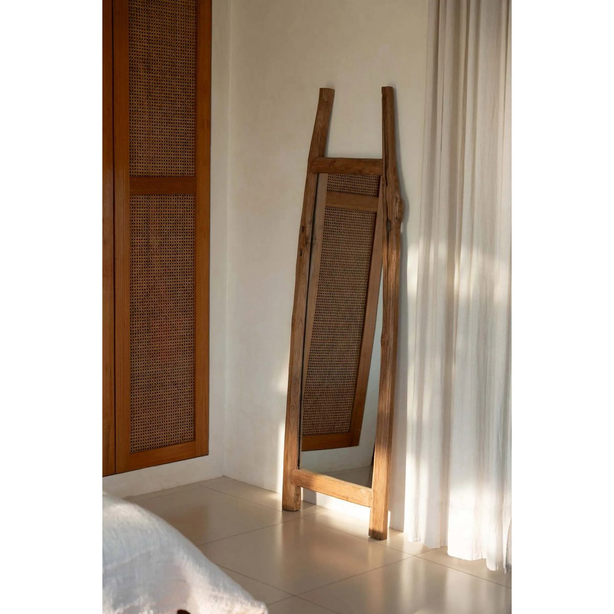 Der Fabulook Ankleidezimmerspiegel (170 × 55 × 5 cm)