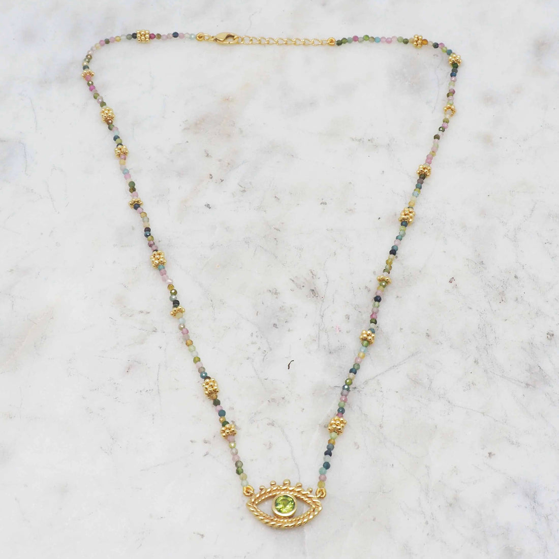 Collier L’Œil – Halsband med Onda Ögat &amp; Péridot