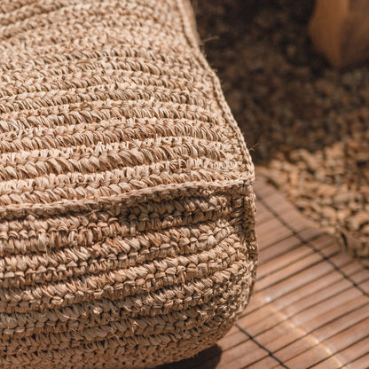 Padar Pouf | Sittpuff i raffia – Soeji