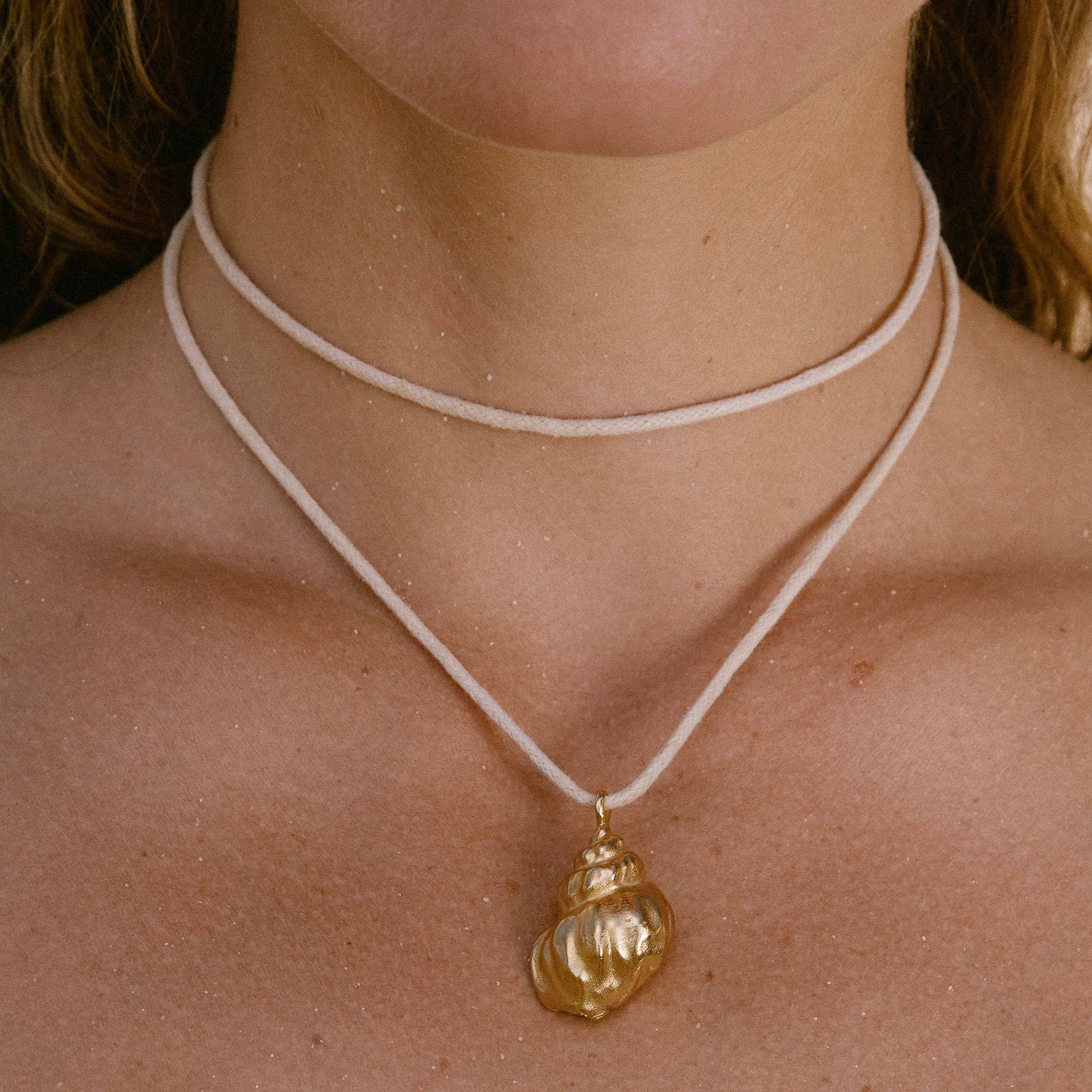 Voluta-Muschel-Halskette | Agapée Schmuck