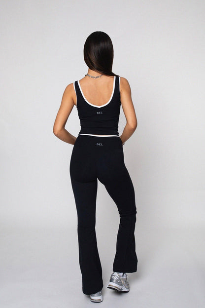 Believe Athletics – Ace Flare Byxor i Svart