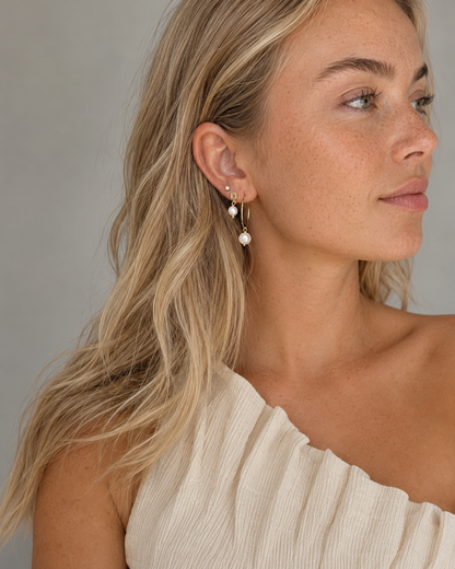 Chloe Earrings – Gold-Plated Sterling Silver &amp; Freshwater Pearl