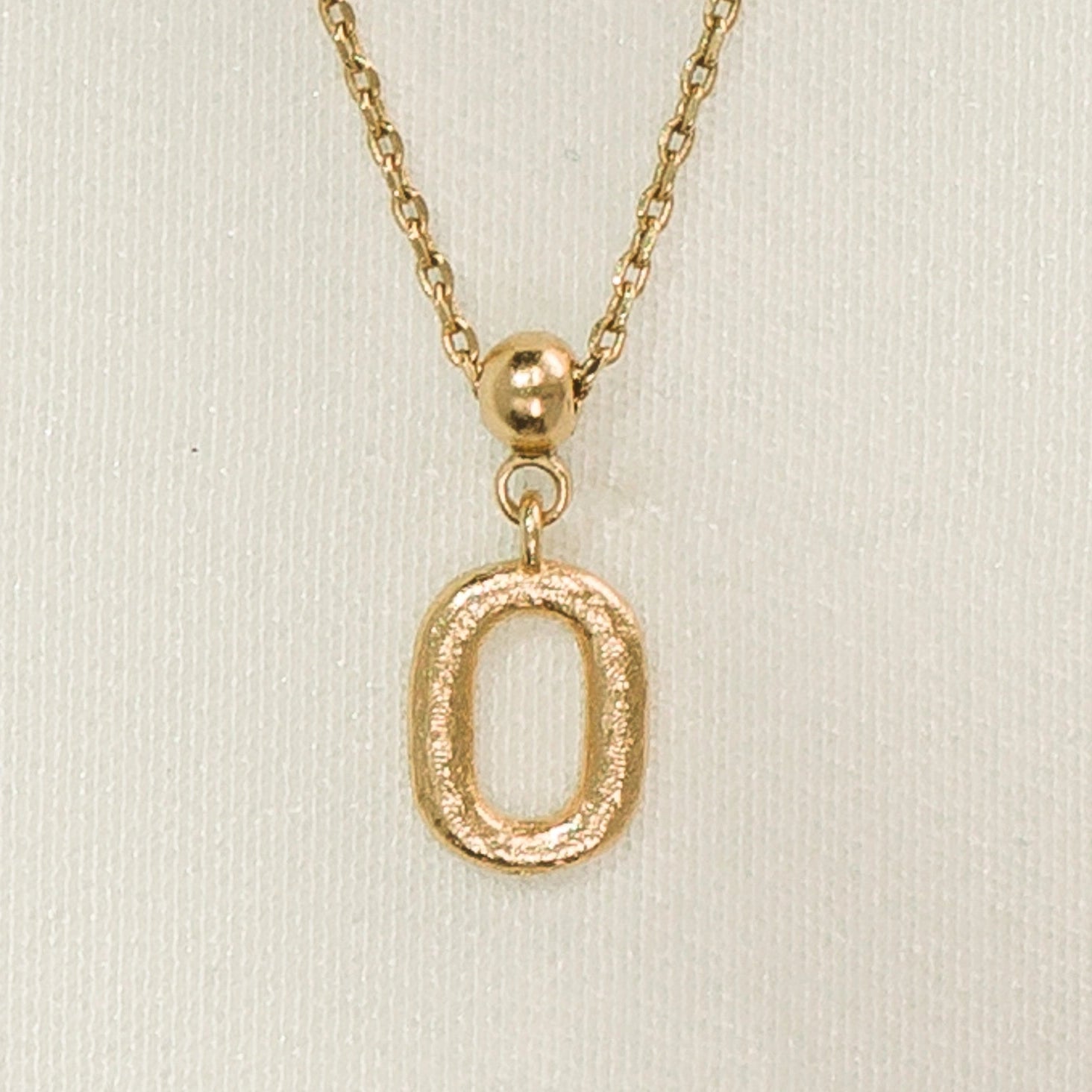 Charms A-Z | 18k Guld | Agapé Studio Jewelry