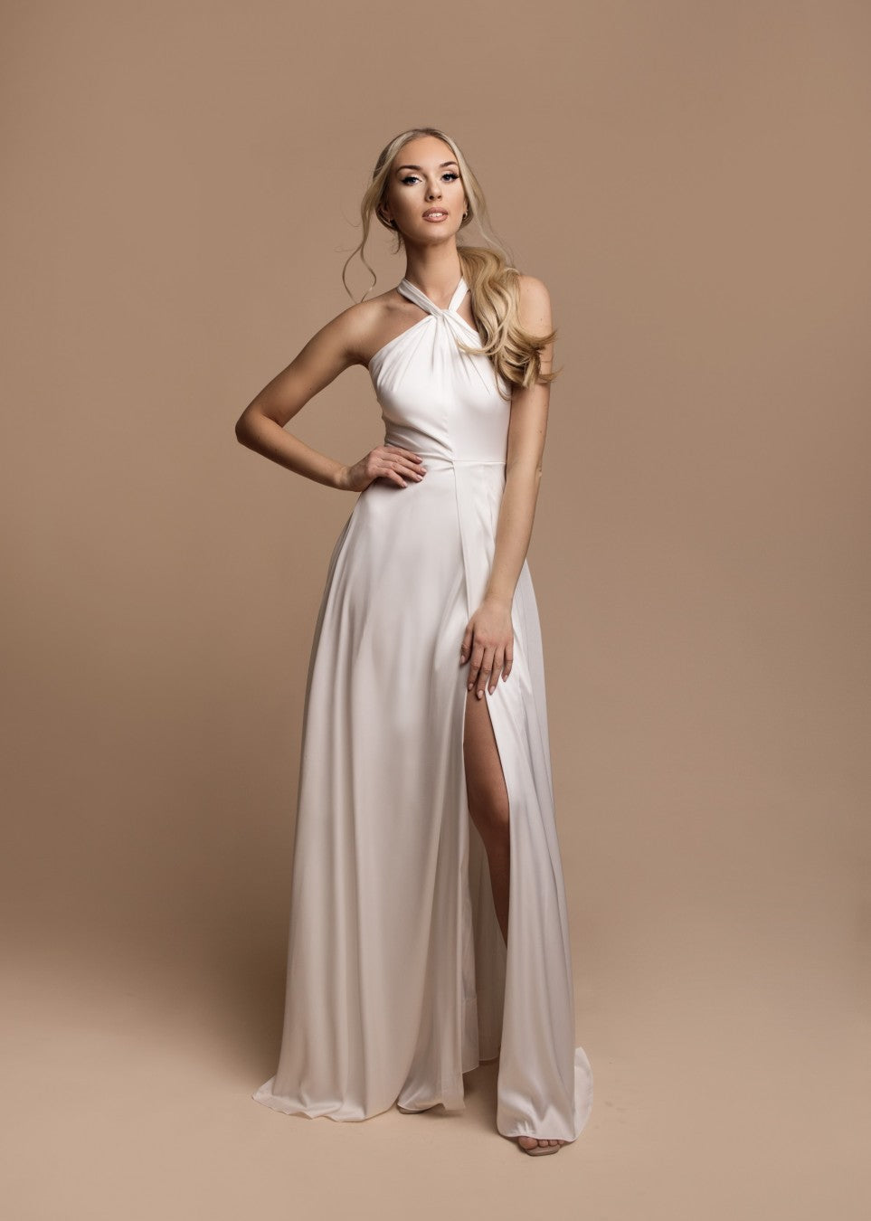 Long dress in satin, Eva & Lola