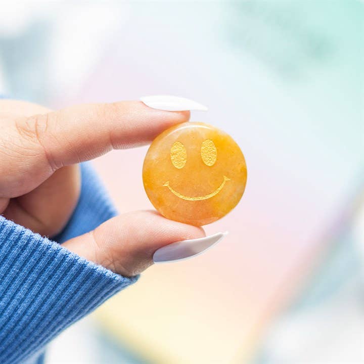 Smiley Kristall – Goldene Jade | Glück &amp; Mut