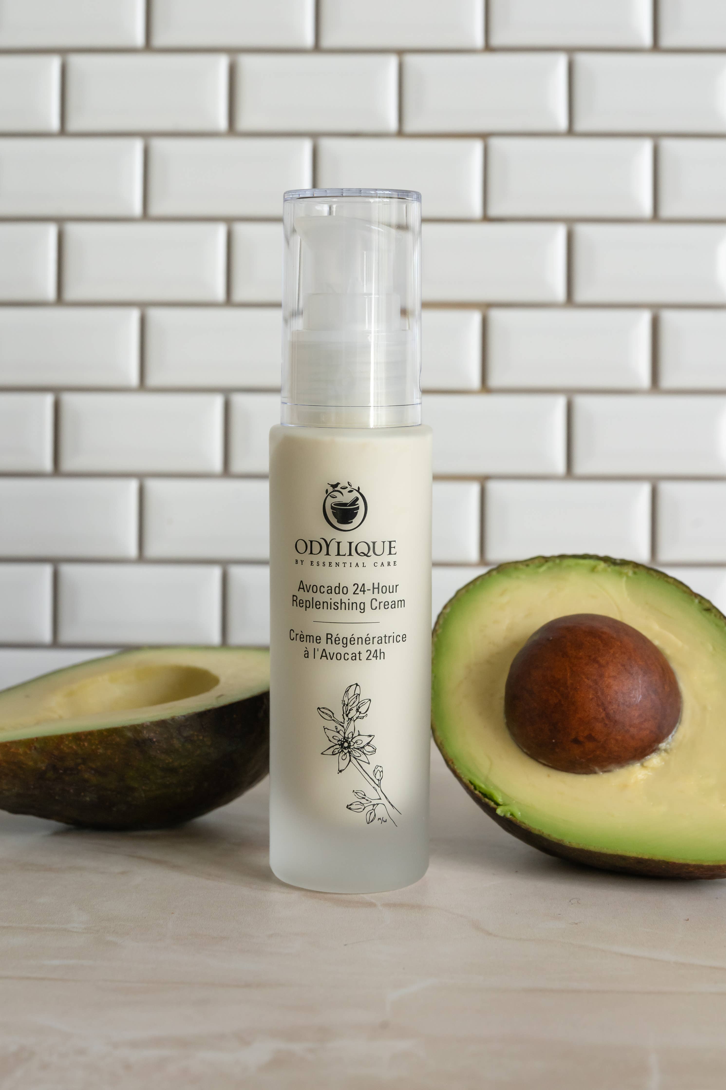 Avocado 24-Stunden-Feuchtigkeitspflege – Nährstoffe, Ausstrahlung &amp; Anti-Aging in einem